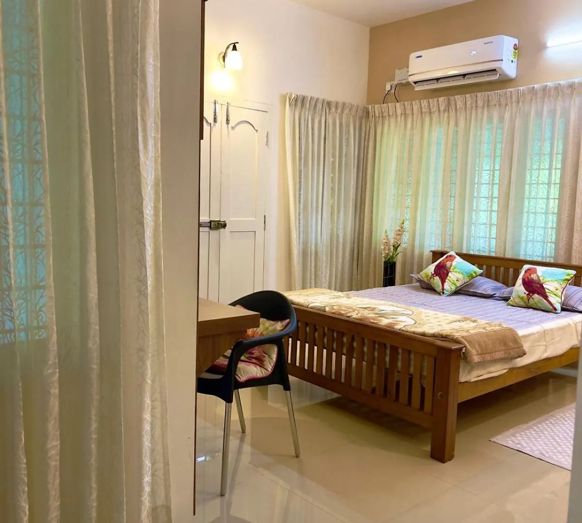 Paul'S Nest Apartment Angamali