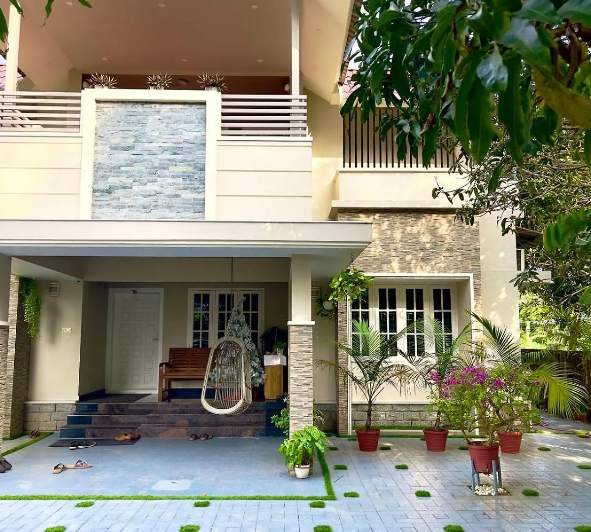 Homestay Paul'S Nest Apartment Angamali