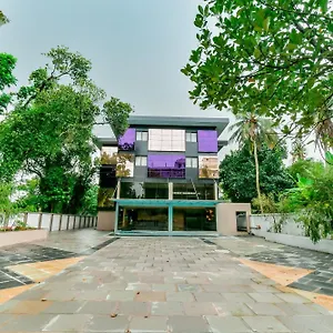 3* Hotel Super Townhouse Edassery Blue Bells
